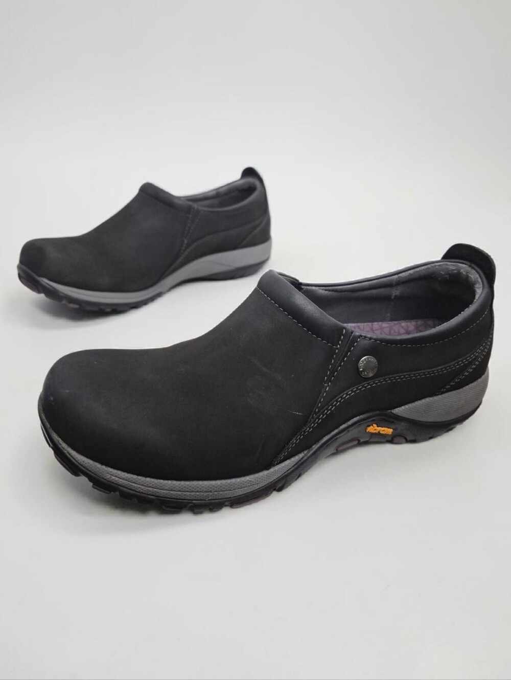 Dansko Patti Milled Nubuck slip on Leather Clog shoe 40/ 9.5 Vibram Waterproof